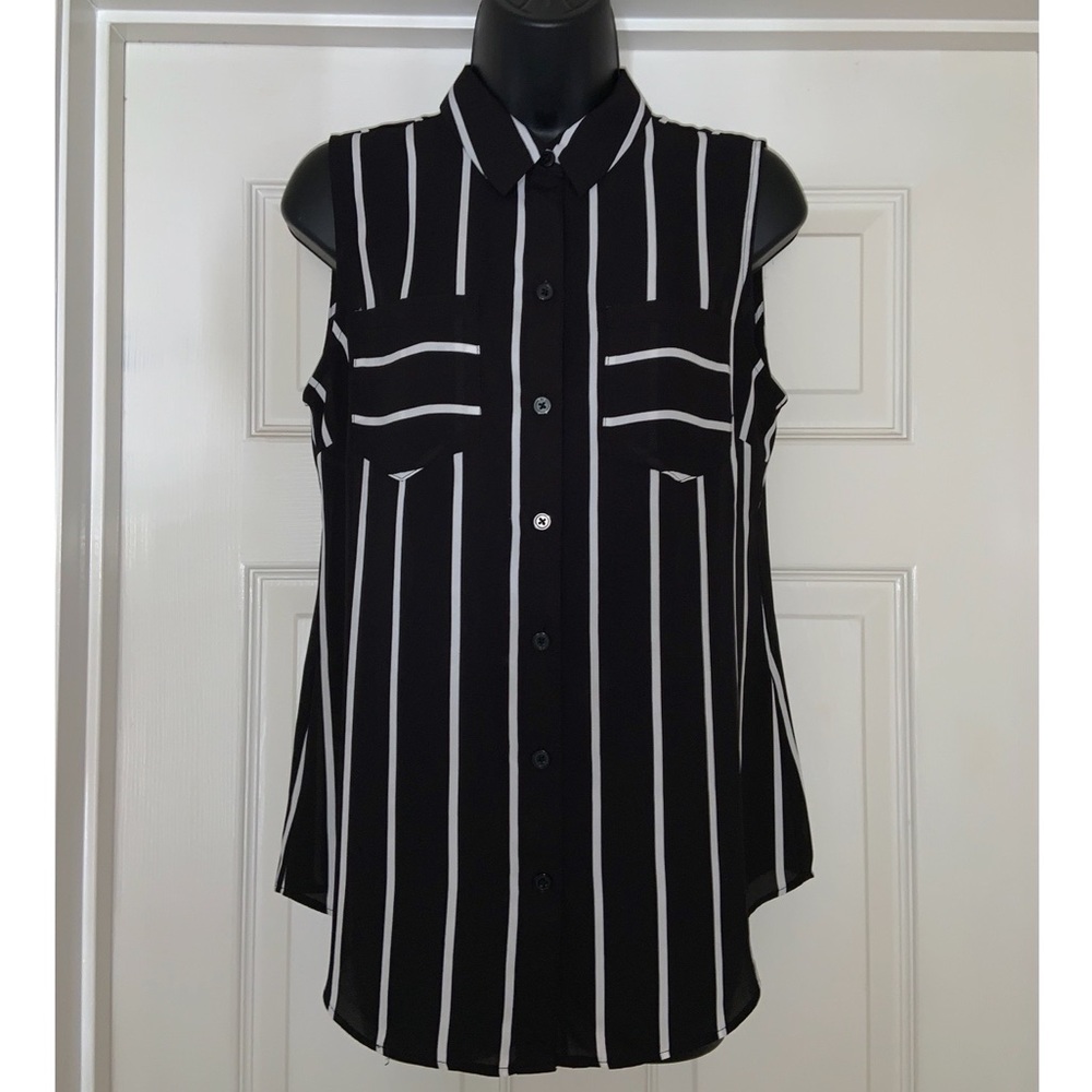 White House Black Market button down blouse